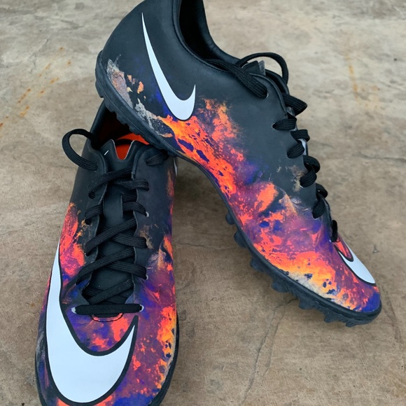 Nike mercurial victory cr7 soccer shoes - Picture 1 of 4